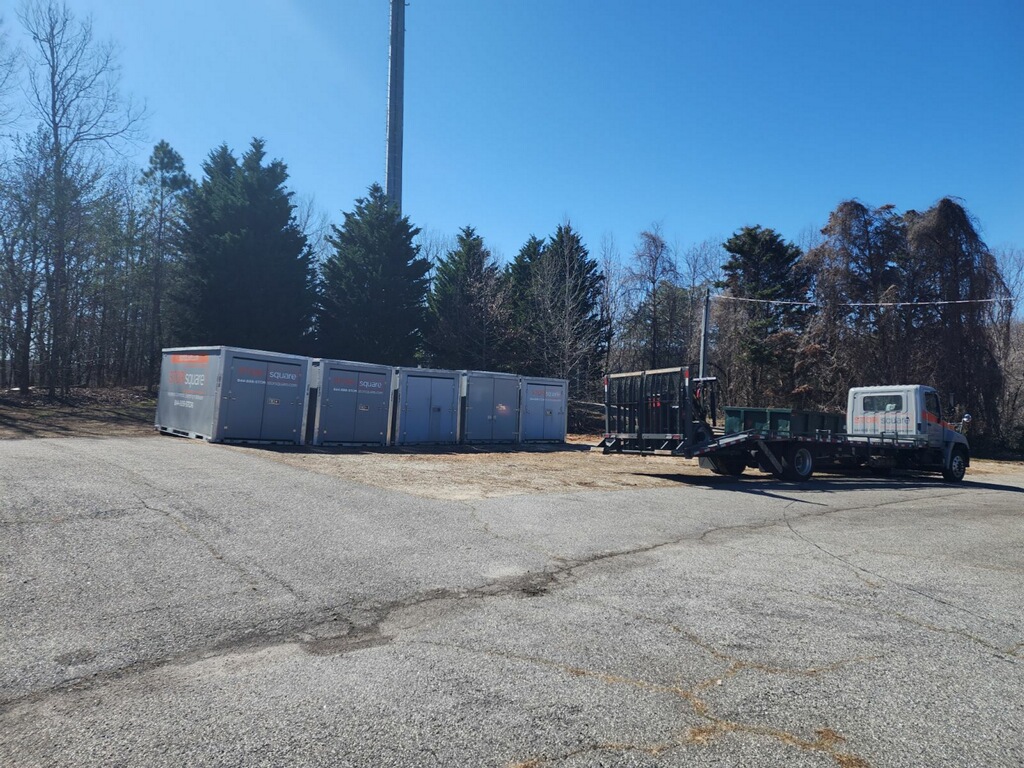 storage in portable containers Amherst TN