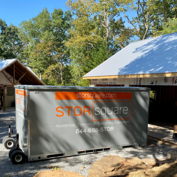 mobile storage unit in Strawberry Plains