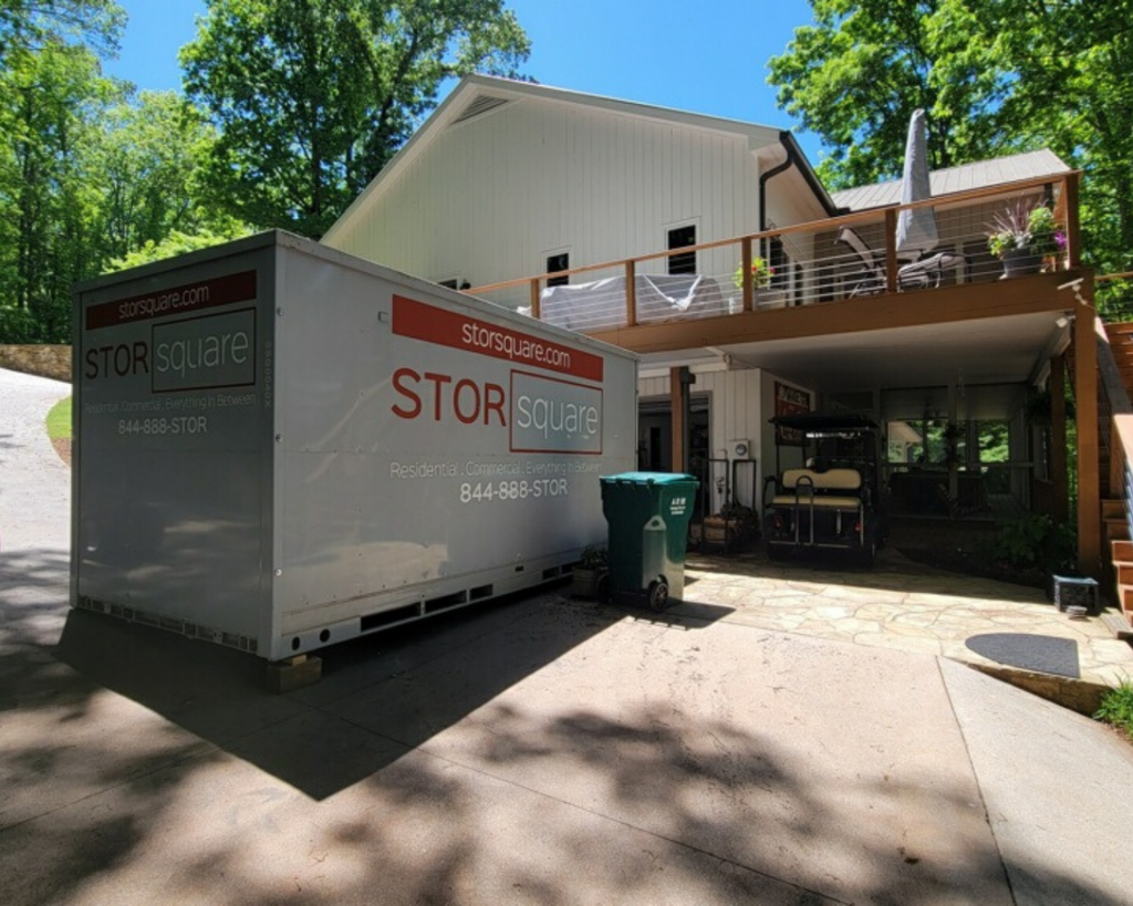 mobile storage units in Brandon