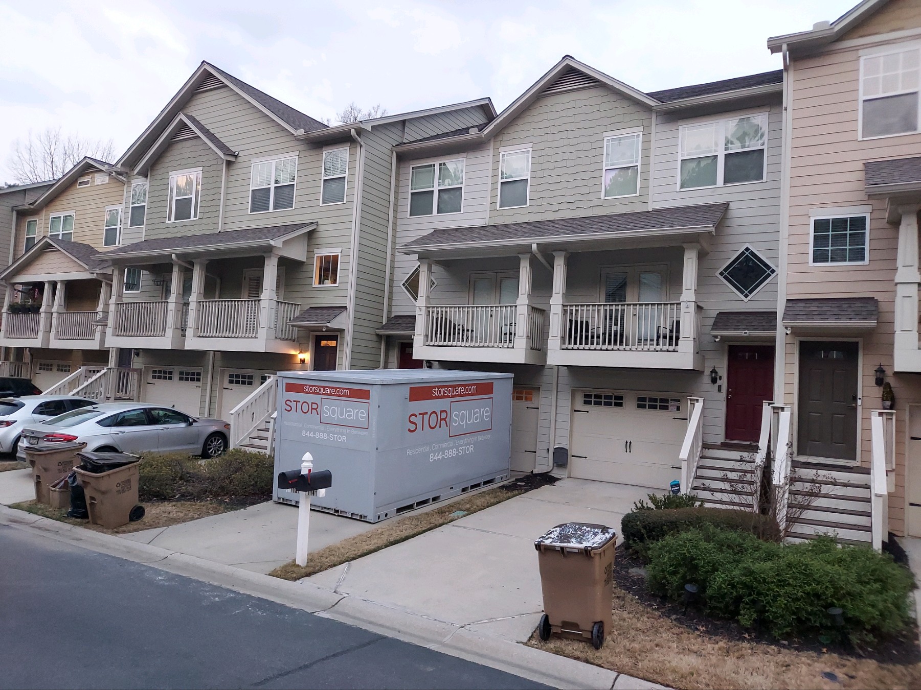 compare mobile storage units