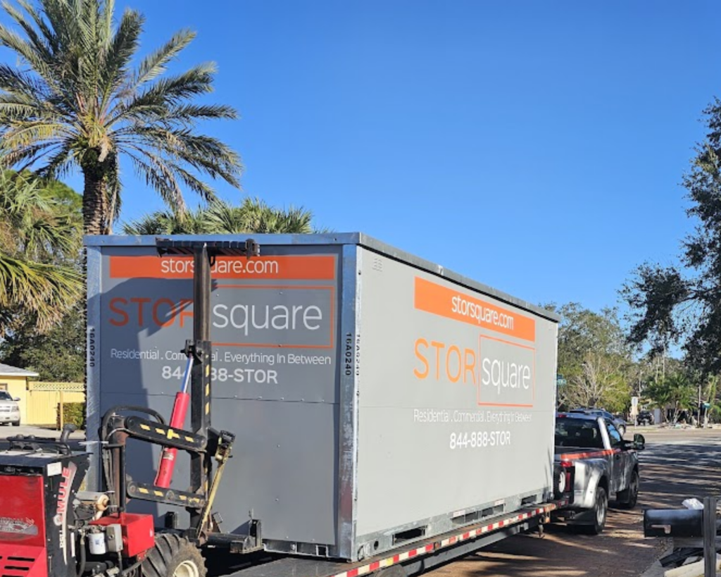 Pods Self Storage in Midland