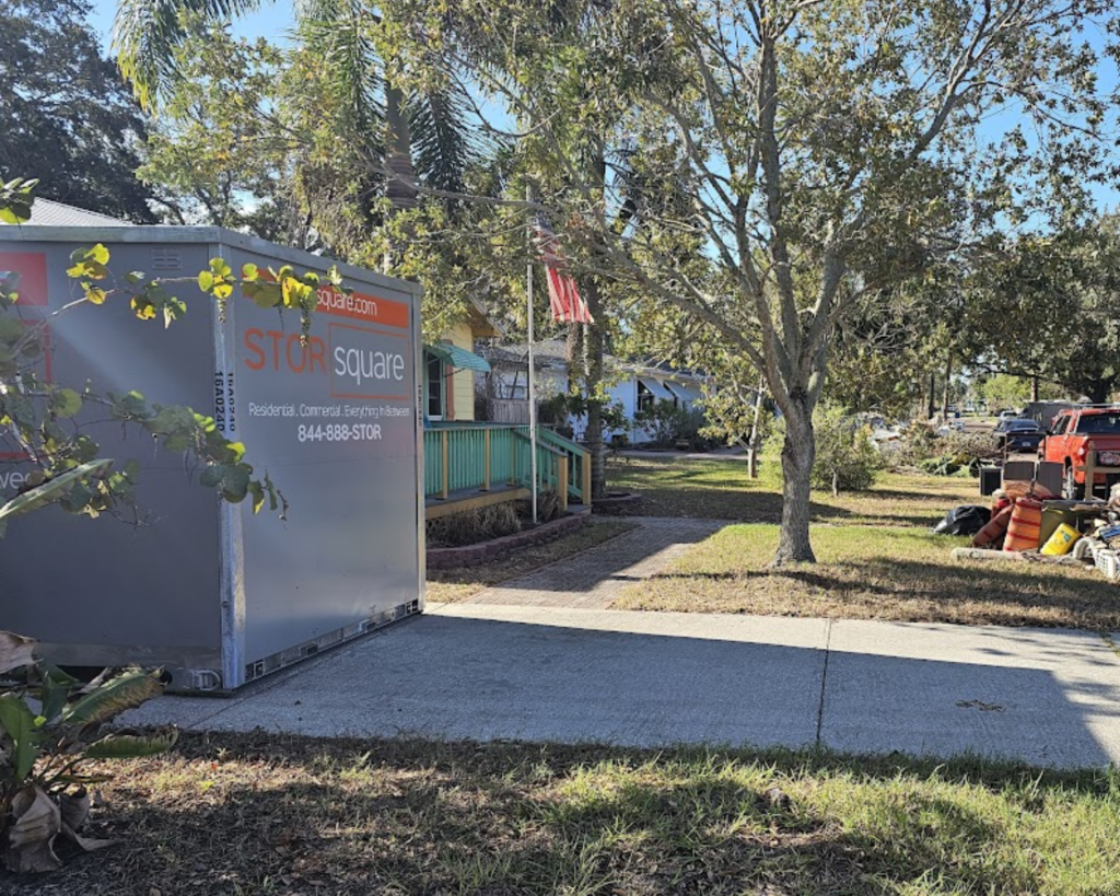 Pods storage unit in China Grove