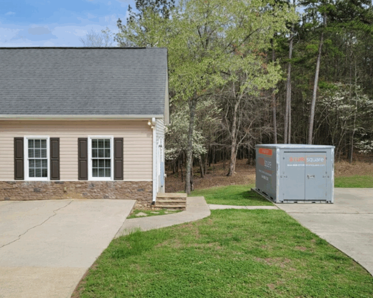 Pods Self Storage in Pembroke