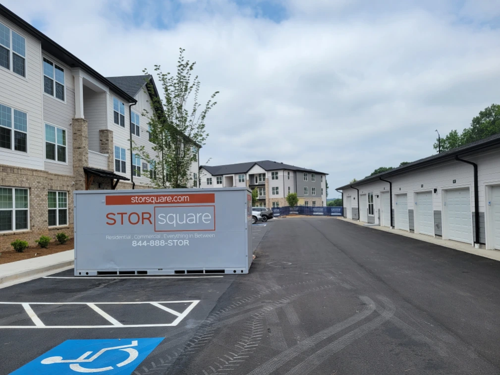 Storage rental containers protect household items and mattresses during an apartment move by providing secure on-site storage